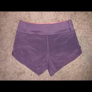 athelta mauve run with it 3” shorts